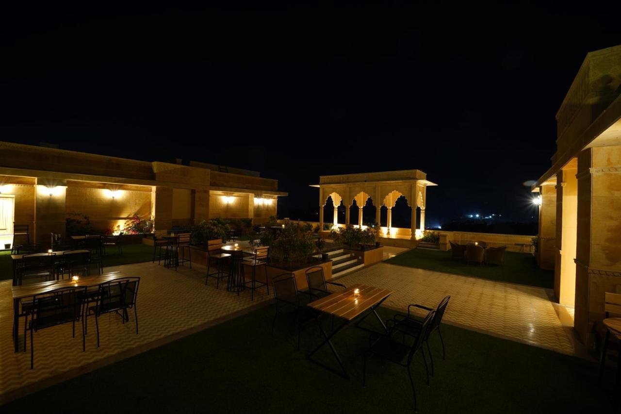 Hotel Sahdev Bagh à Pushkar Extérieur photo